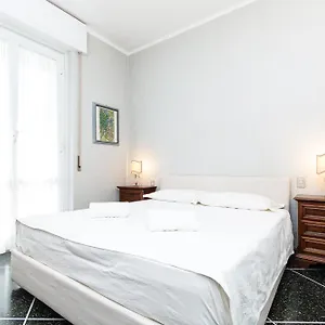 3 Min - 15 Min Centro Citta Genova